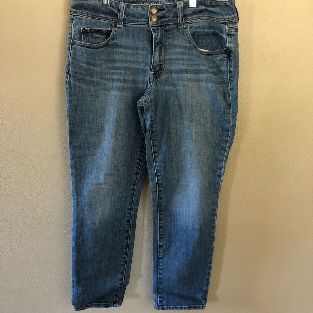 American Eagle Capris